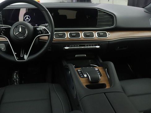 Certified 2026 Mercedes-Benz GLE 350 4MATIC image 9