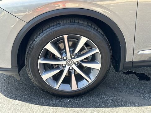 Used 2025 Acura MDX w/ Technology Package FWD image 16