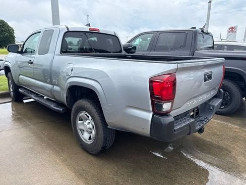 Used 2023 Toyota Tacoma SR RWD image 5