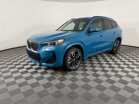 Certified 2025 BMW X1 xDrive28i w/ M Sport Package image 7