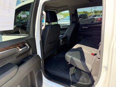 Certified 2024 GMC Sierra 1500 Elevation w/ Elevation Premium Package AWD/4WD image 17