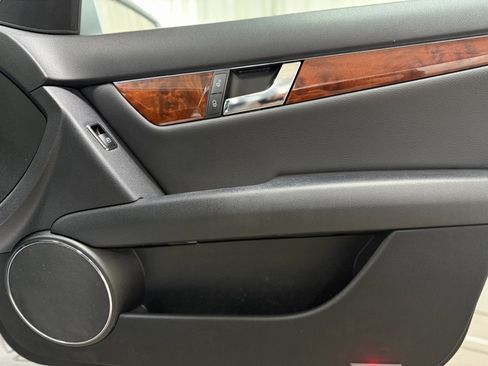 Used 2010 Mercedes-Benz C 300 C 300 Sport Sedan 4D image 25