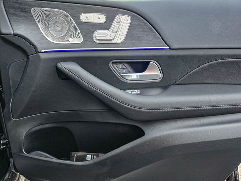 New 2025 Mercedes-Benz GLS 450 4MATIC image 39