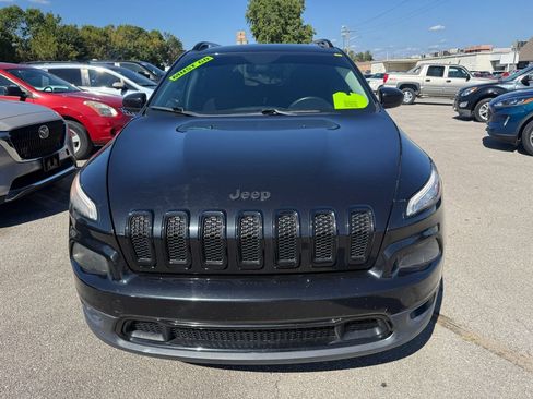 Used 2015 Jeep Cherokee Latitude w/ Comfort/Convenience Group AWD/4WD image 8