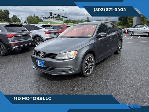 Used 2012 Volkswagen Jetta SE FWD image 1