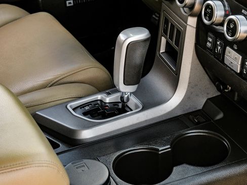 Used 2011 Toyota Sequoia Limited RWD image 21