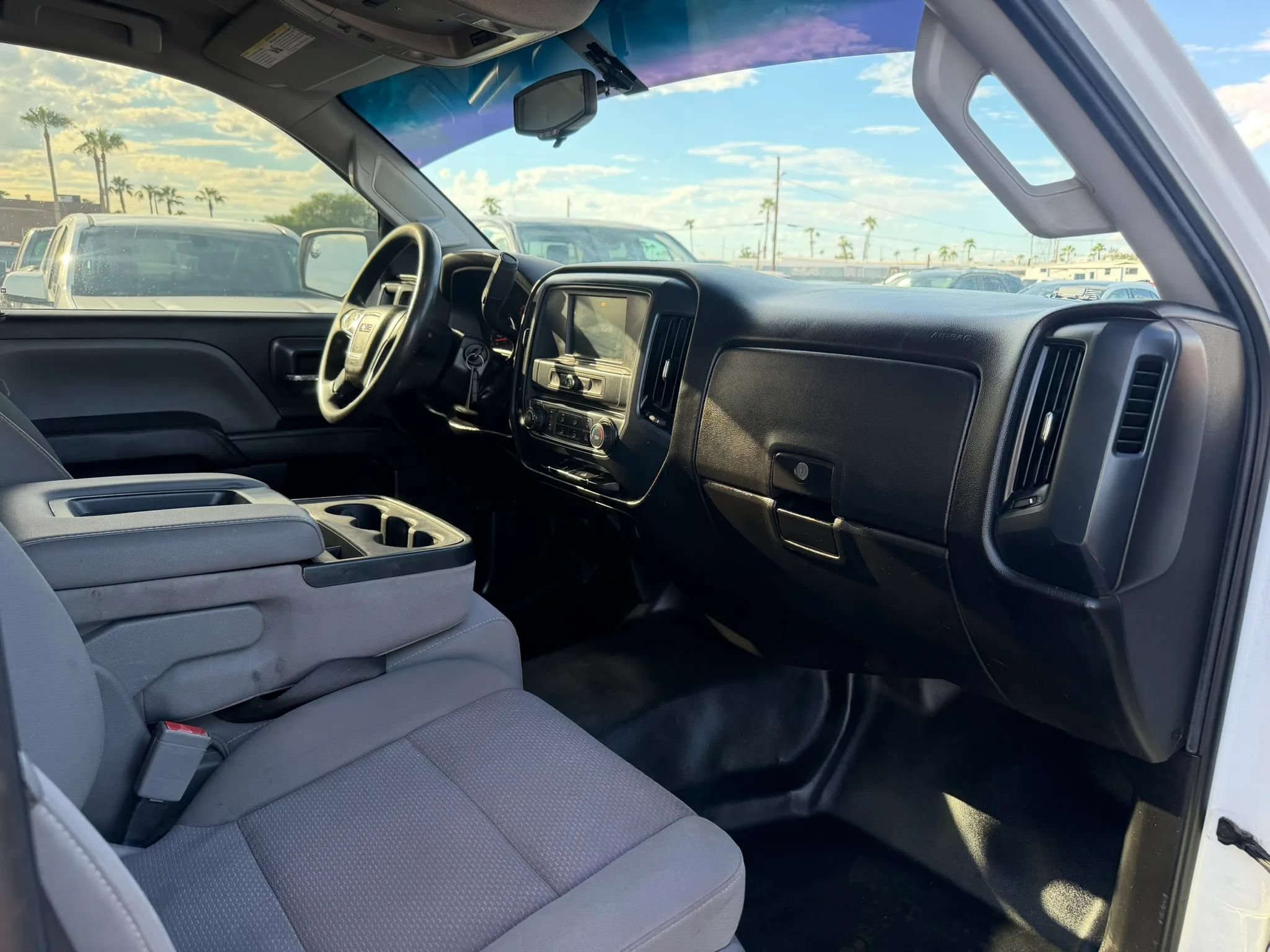 Used 2017 GMC Sierra 1500 2WD Regular Cab image 18