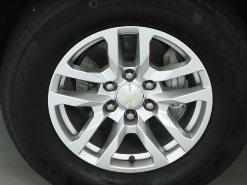 Used 2024 Chevrolet Tahoe LT AWD/4WD image 39