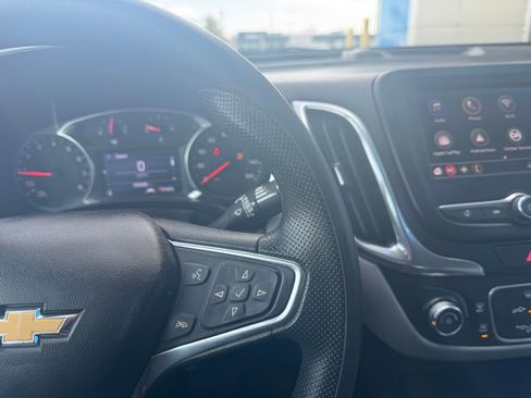 Used 2020 Chevrolet Equinox LT AWD/4WD image 22