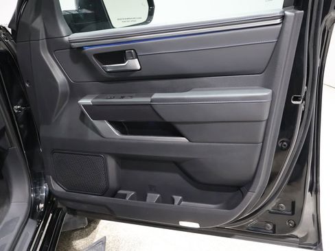 Used 2023 Toyota Tundra Platinum image 23