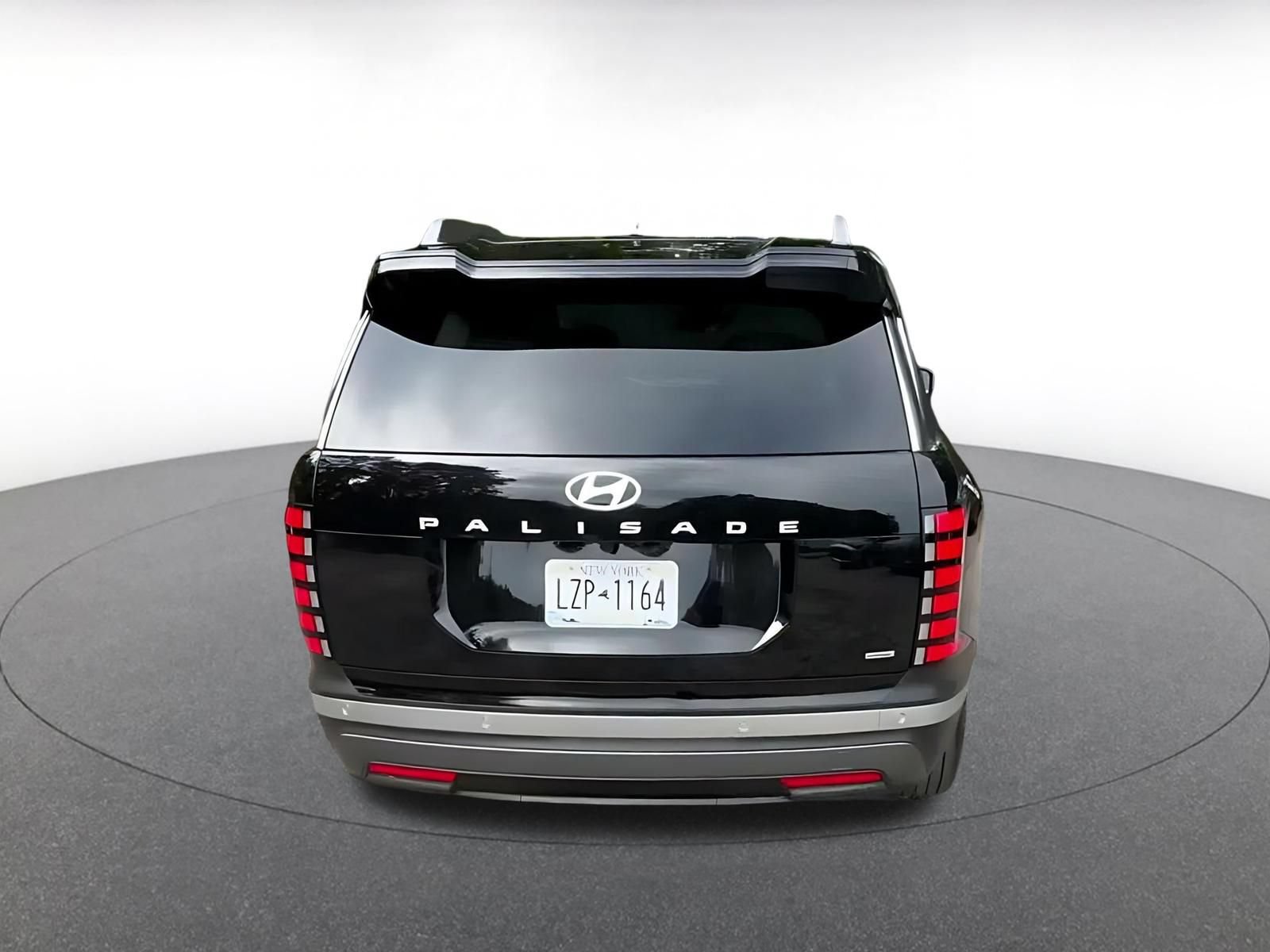 Used 2026 Hyundai Palisade SEL AWD/4WD image 10