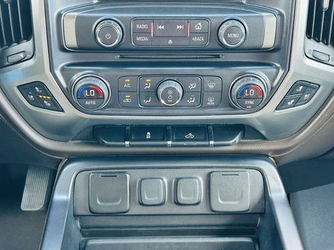 Used 2018 Chevrolet Silverado 1500 LTZ w/ Sport Package AWD/4WD image 19