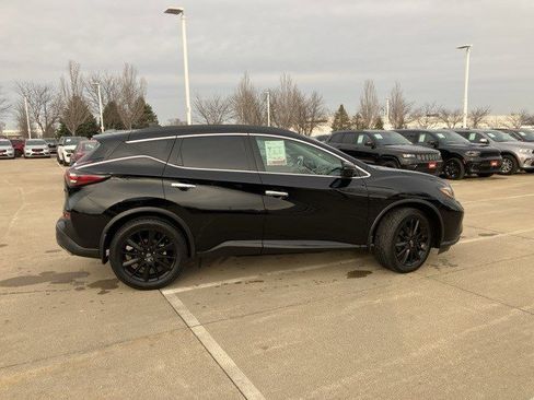 Used 2023 Nissan Murano SV w/ SV Midnight Edition Package image 5