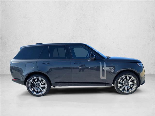 Used 2023 Land Rover Range Rover SE AWD/4WD image 4