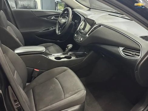 Used 2021 Chevrolet Malibu LT FWD image 26
