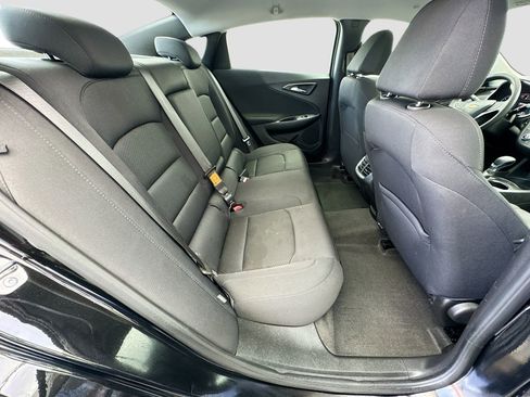 Used 2024 Chevrolet Malibu LT FWD image 19