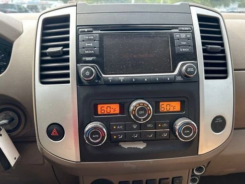 Used 2015 Nissan Frontier SV w/ SV Value Truck Package RWD image 24
