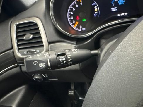 Used 2019 Jeep Grand Cherokee Limited AWD/4WD image 33