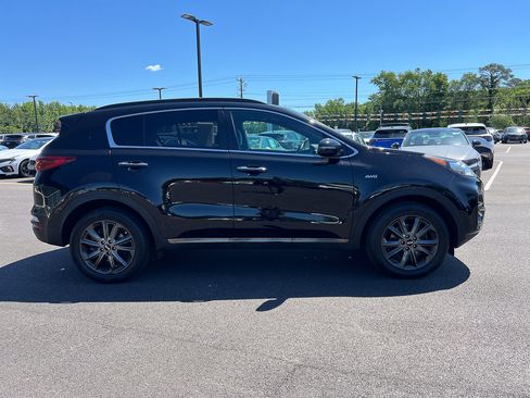Used 2020 Kia Sportage S w/ S Premium Package AWD/4WD image 7