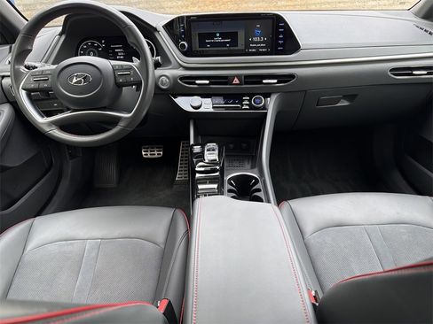 Used 2022 Hyundai Sonata SEL Plus w/ Preferred Accessory Package image 22