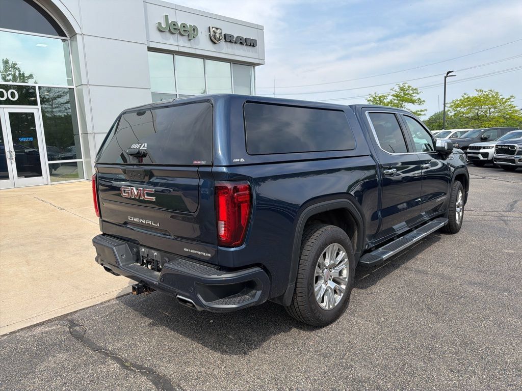 Used 2022 GMC Sierra 1500 Denali AWD/4WD image 3
