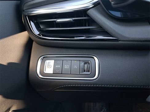 New 2026 Buick Enclave Preferred image 32