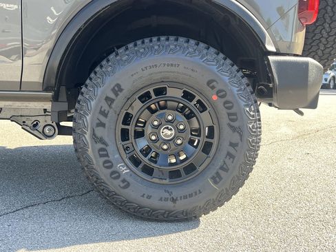 New 2026 Ford Bronco 2-Door image 23