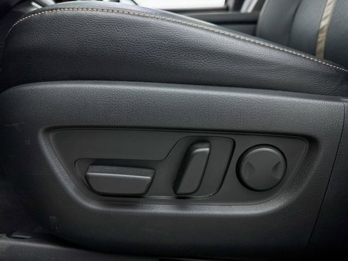 Used 2025 MAZDA CX-70 3.3 Turbo w/ Premium Plus Pkg image 33