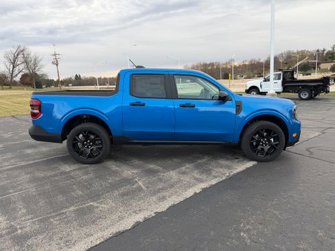 New 2025 Ford Maverick XLT w/ XLT Luxury Package AWD/4WD image 12
