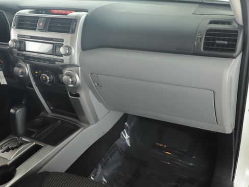 Used 2010 Toyota 4Runner SR5 image 21