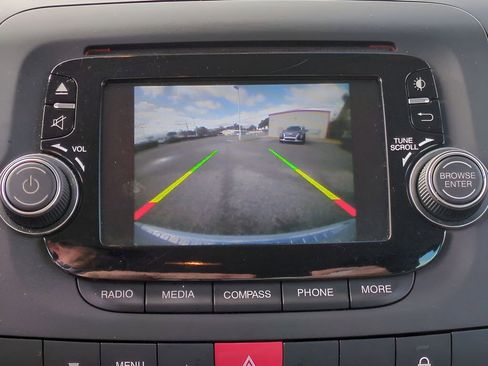 Used 2014 FIAT 500L Easy image 29