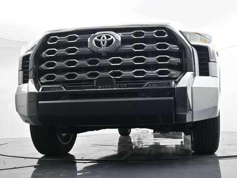 Used 2026 Toyota Tundra Platinum AWD/4WD image 19
