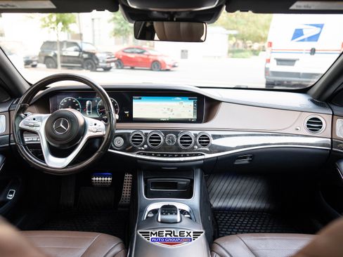 Used 2019 Mercedes-Benz S 560 4MATIC Sedan image 13