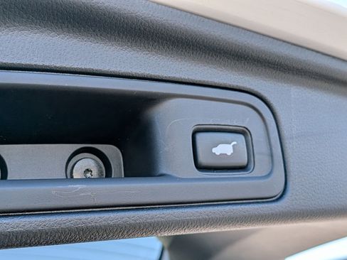 Used 2021 Honda Pilot Touring image 29