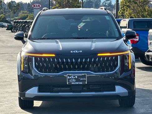 New 2026 Kia Carnival EX image 9