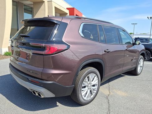 New 2025 GMC Acadia Elevation w/ Elevation Premium Package image 4