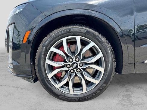 Used 2024 Cadillac XT6 Sport AWD/4WD image 13