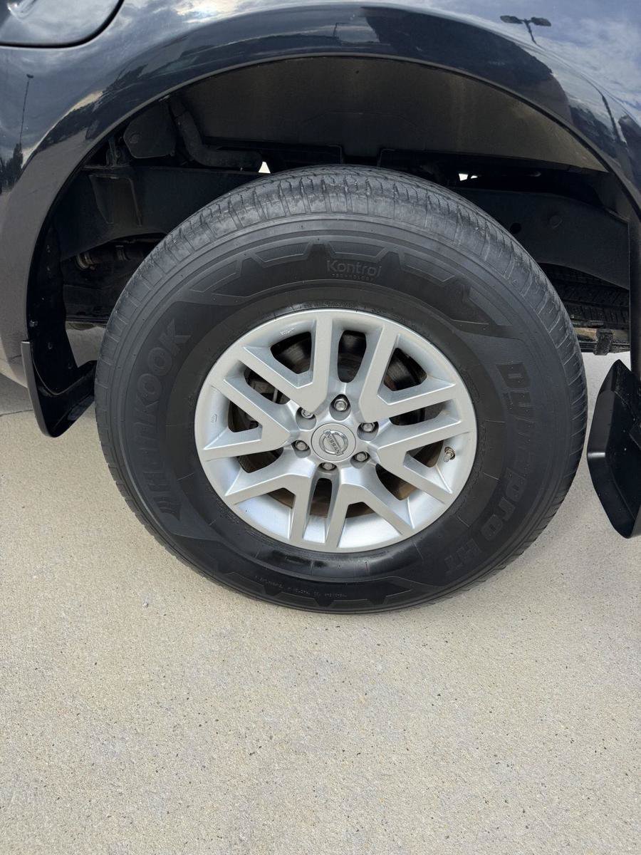 Used 2019 Nissan Frontier SV w/ Value Truck Package RWD image 20