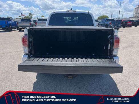Used 2021 Toyota Tacoma TRD Sport w/ TRD Premium Sport Package RWD image 10