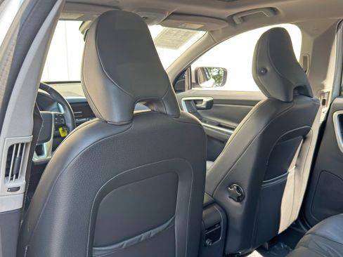 Used 2014 Volvo XC60 3.2 FWD image 33
