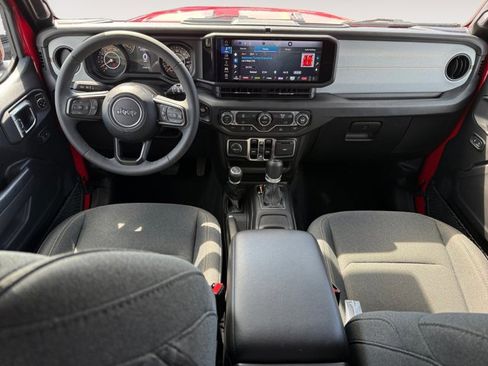 Used 2025 Jeep Wrangler Unlimited Sport AWD/4WD image 14