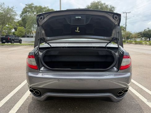 Used 2013 Maserati GranTurismo Convertible RWD image 5