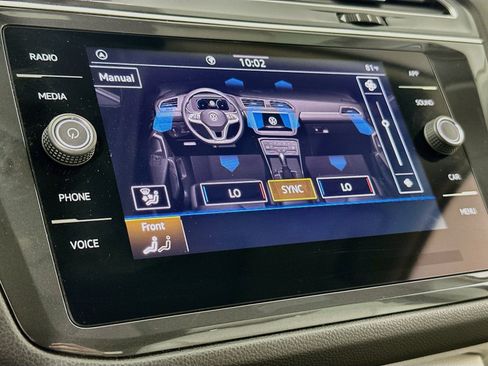 Used 2024 Volkswagen Tiguan SE FWD image 15
