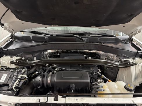 Used 2020 Ford Explorer Limited image 36