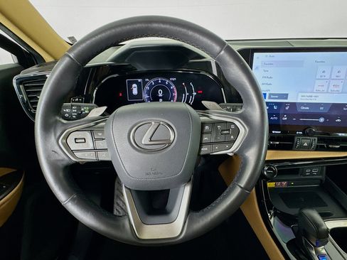 Used 2022 Lexus NX 350 AWD image 11