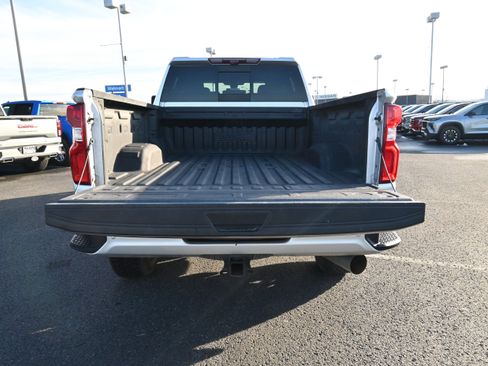 Used 2020 Chevrolet Silverado 3500 High Country w/ Technology Package image 10