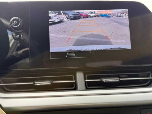 Used 2026 Chevrolet Trax LS FWD image 20