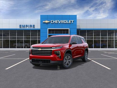 New 2026 Chevrolet Traverse LT image 8