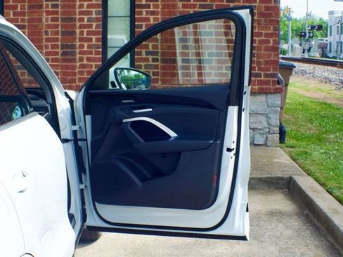 Used 2025 Audi Q5 Prestige image 41