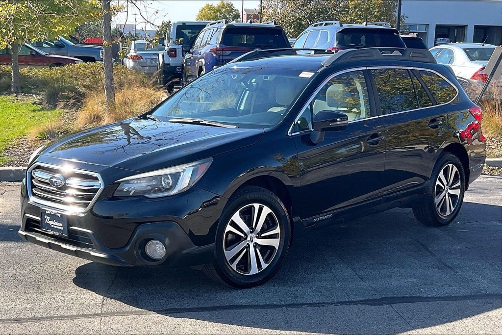 Used 2018 Subaru Outback 3.6R Limited AWD/4WD image 15